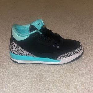 woman’s Jordan’s 4’s !!! Black/Gray/Teal Blue💋